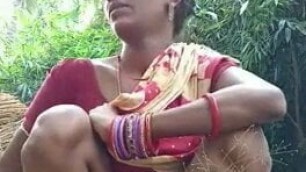 Desi Village Bhabhi Pissing Outdoors