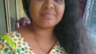 Hot Sri Lankan Tamil Aunty