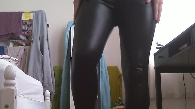 Get Fit With Me? Morning Stretch & Exercise in Wetlook Leggings Turns Into Tease and Play