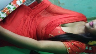 Sexy hot desi village aunty bhabhi web cam video call with strenger in nude show. Open cloth slowly.